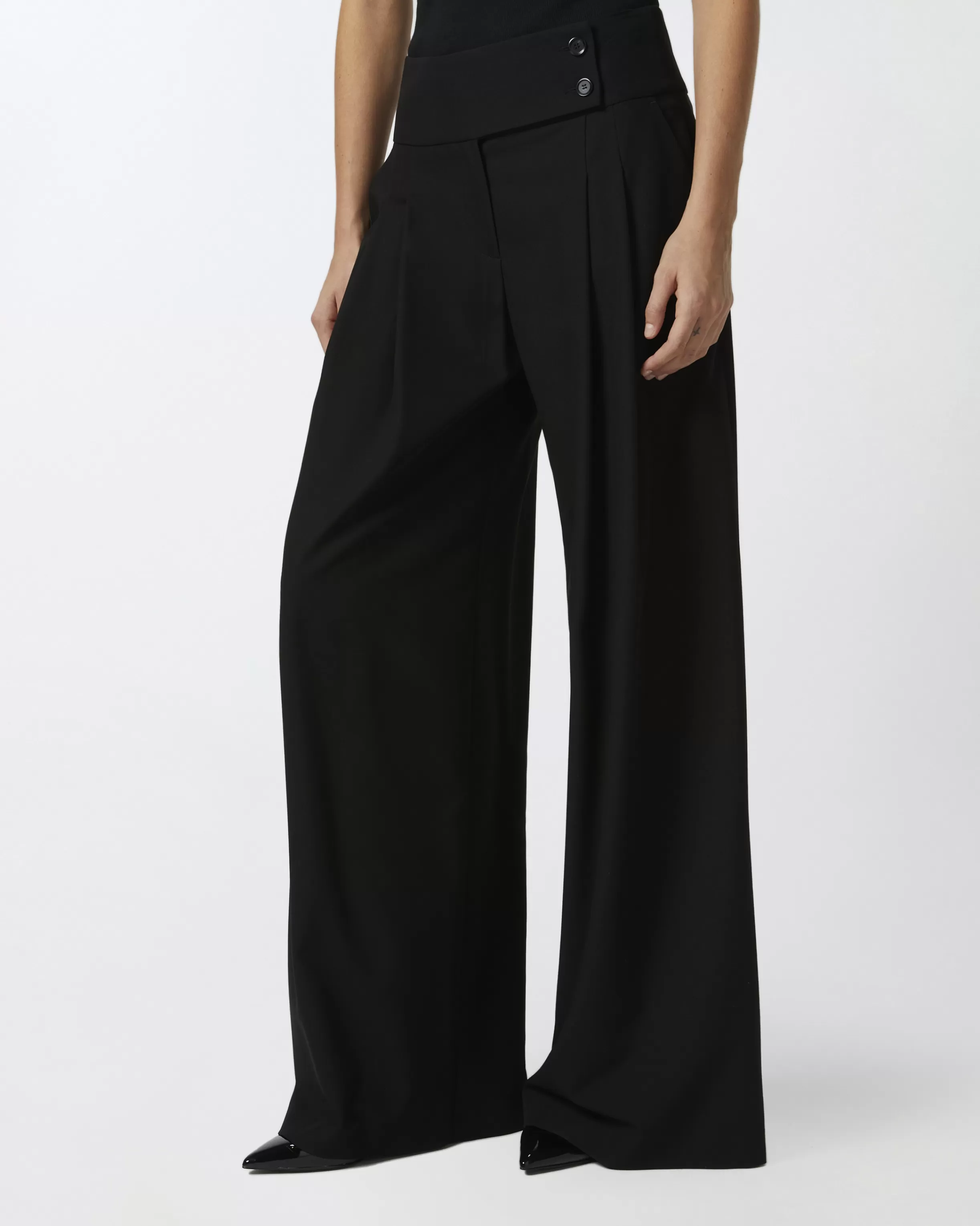 PINKO Elegant wide-leg trousers with darts