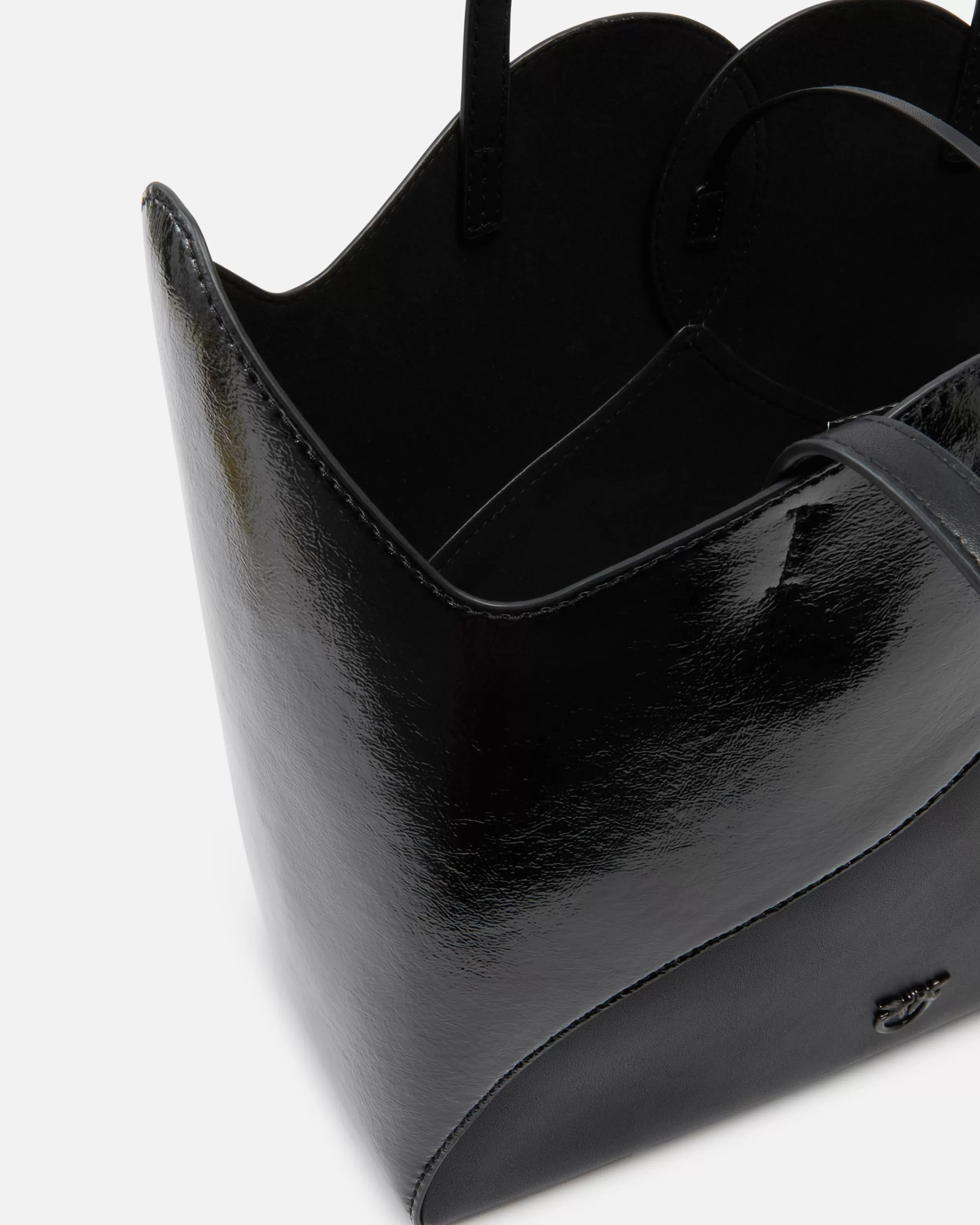 PINKO Heart shopper bag in glossy and matt leather